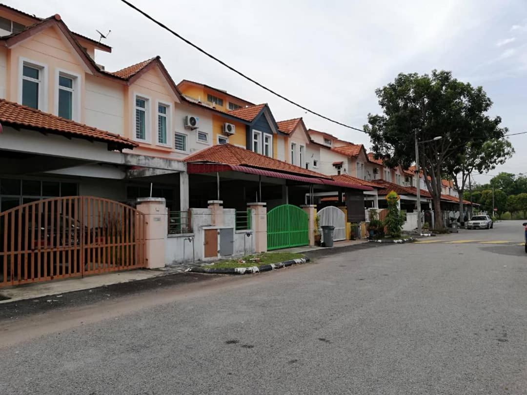 Faeyz Pertam Jaya Homestay